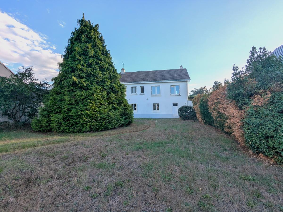 Maison 5 pièces 108 m² · à Le Pellerin · 107,8 m² · 249 510 €