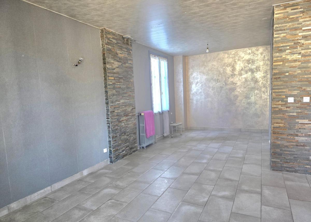 Maison 3 pièces 78 m² · à Vierzon · 77,8 m² · 74 800 €