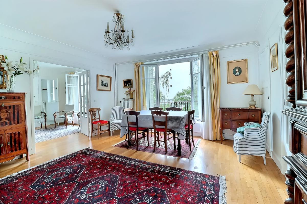 Appartement 3 pièces 76 m² · à Paris 15e Arrondissement · 75,9 m² · 910 000 €