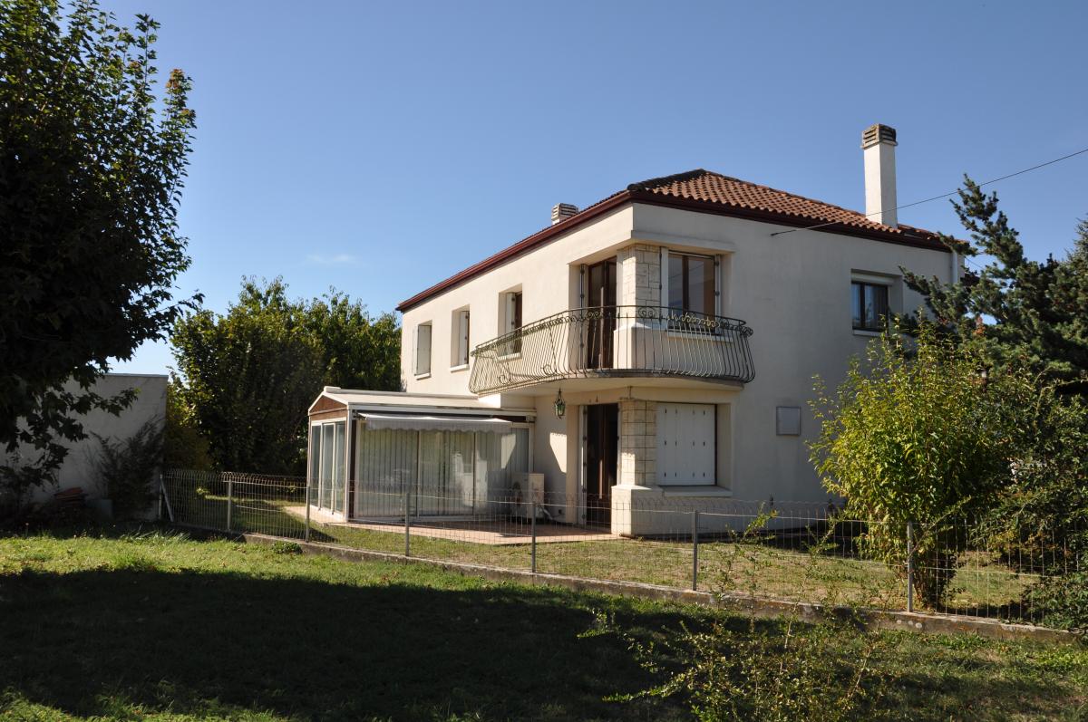 Maison 7 pièces 170 m² · à Tarbes · 170 m² · 168 000 €