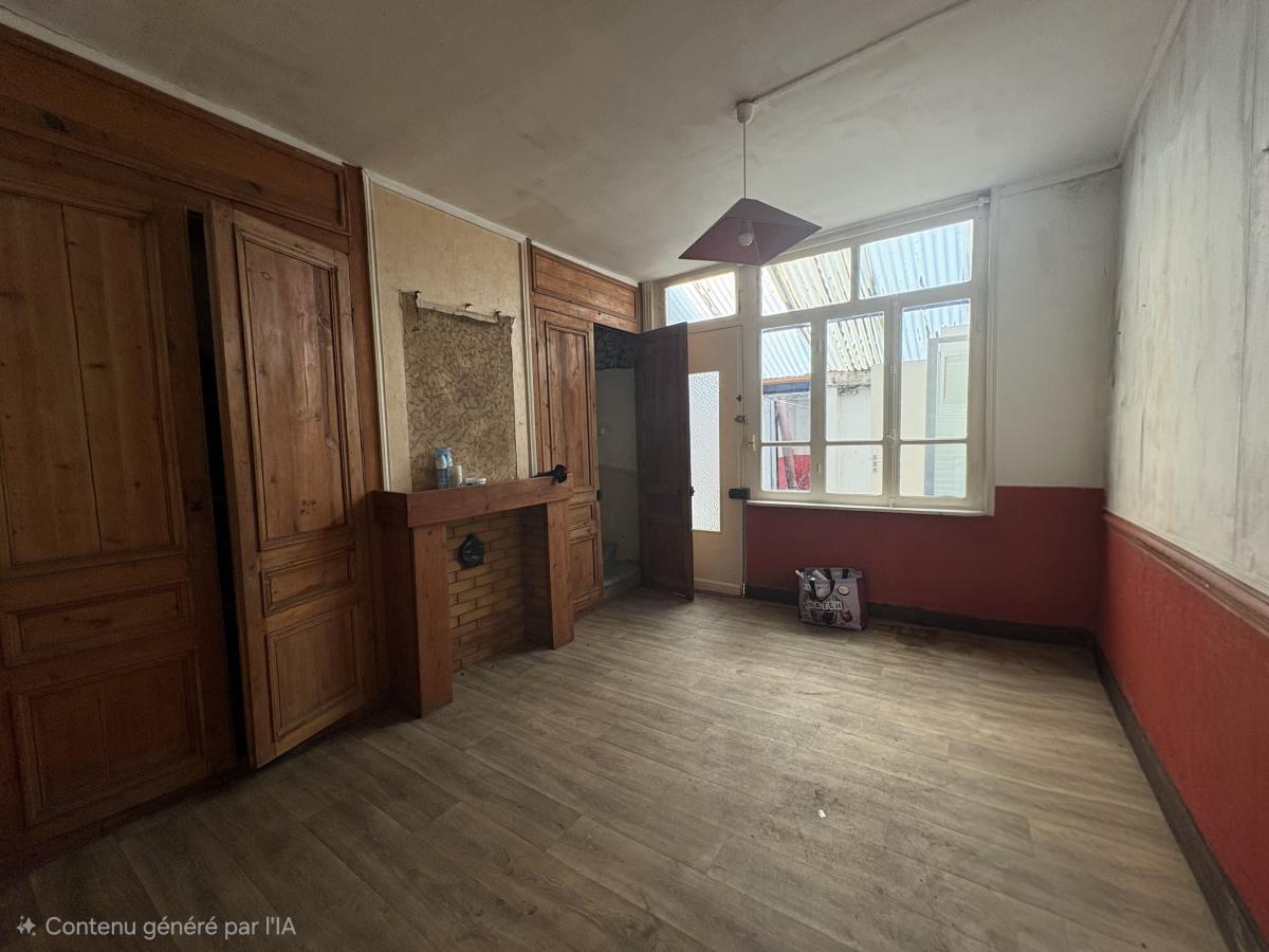 Maison 5 pièces 60 m² · à Calais · 60 m² · 60 000 €