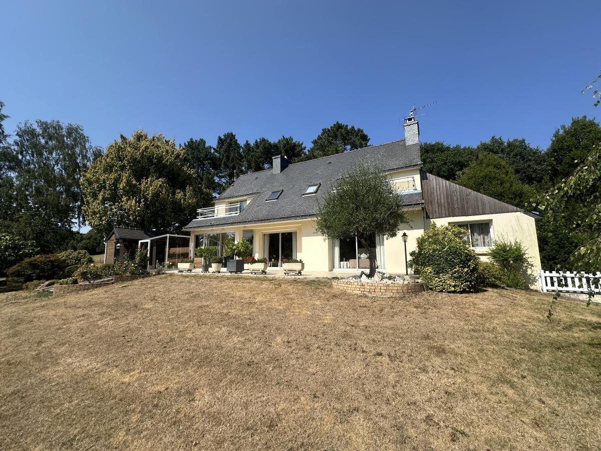 Maison 5 pièces 164 m² · à Hennebont · 164 m² · 418 600 €