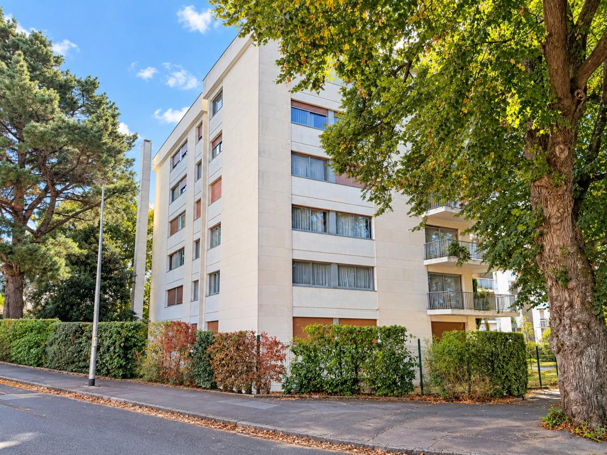 Appartement 5 pièces 141 m² · à Nantes · 140,6 m² · 416 000 €