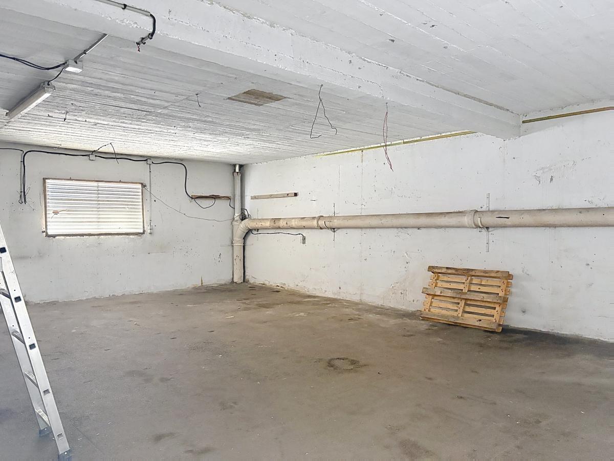 Parking 56 m² · à Cannes · 56,4 m² · 89 000 €