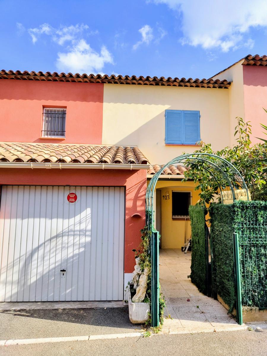 Maison 3 pièces 64 m² · à Fréjus · 64,2 m² · 335 000 €