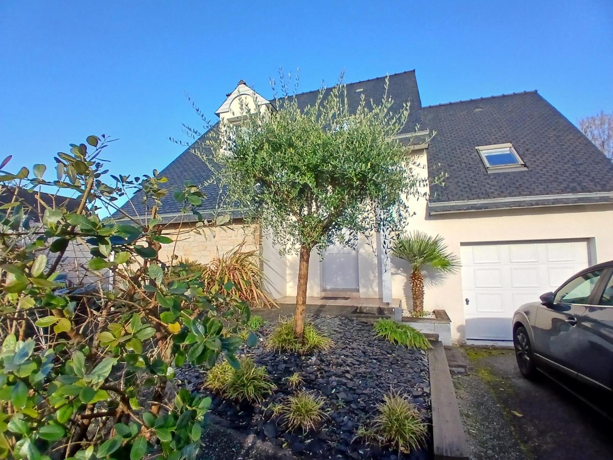 Maison 5 pièces 95 m² · à Theix-Noyalo · 95 m² · 402 286 €