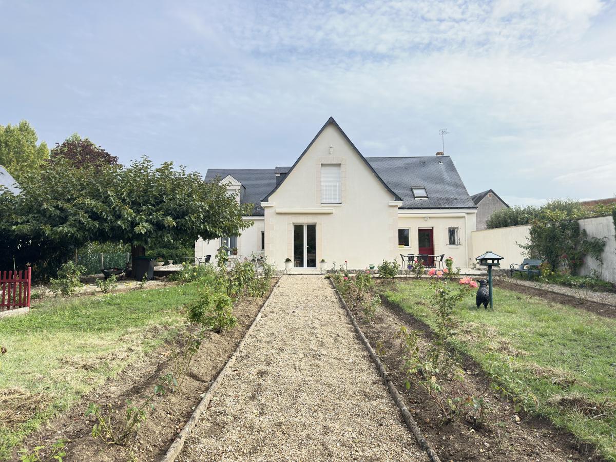 Maison 6 pièces 209 m² · à Veigné · 209 m² · 512 000 €