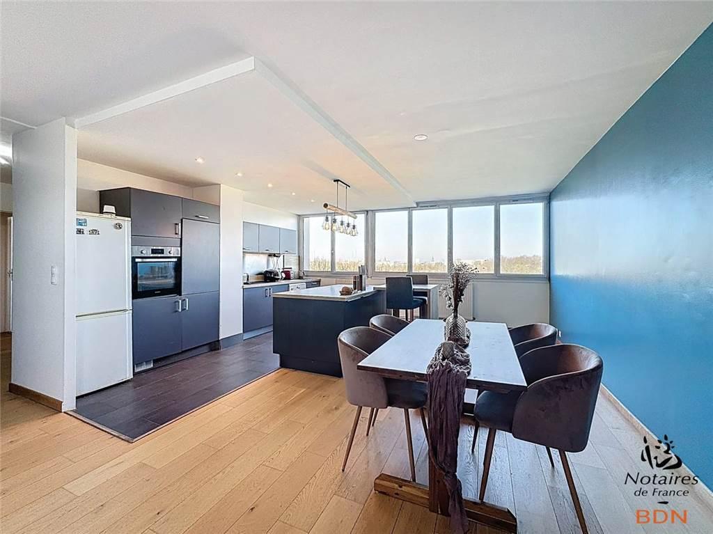 Appartement 4 pièces 76 m² · à Lille · 76 m² · 289 000 €