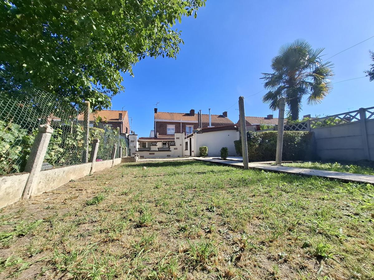 Maison 4 pièces 99 m² · à Courcelles-lès-Lens · 99 m² · 129 000 €