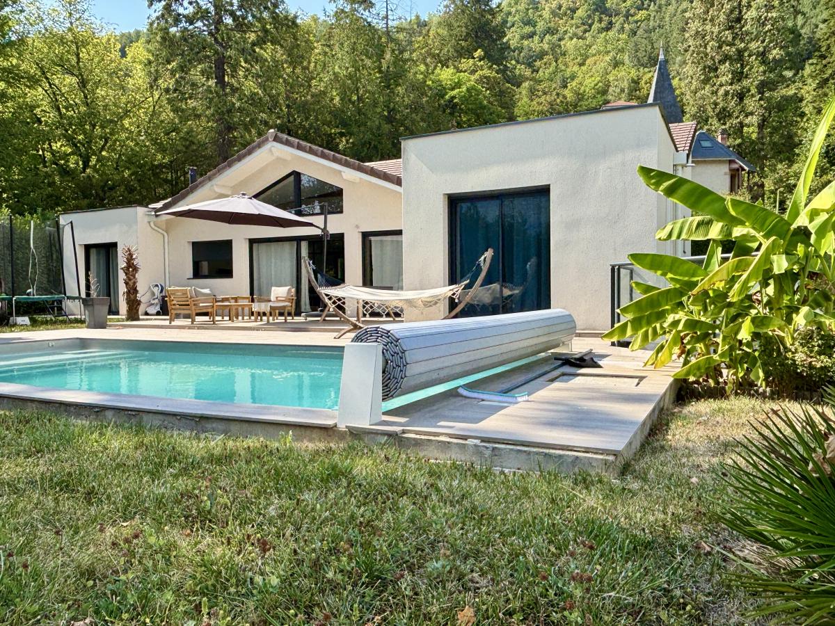 Maison 6 pièces 140 m² · à Vaulnaveys-le-Haut · 140 m² · 713 000 €
