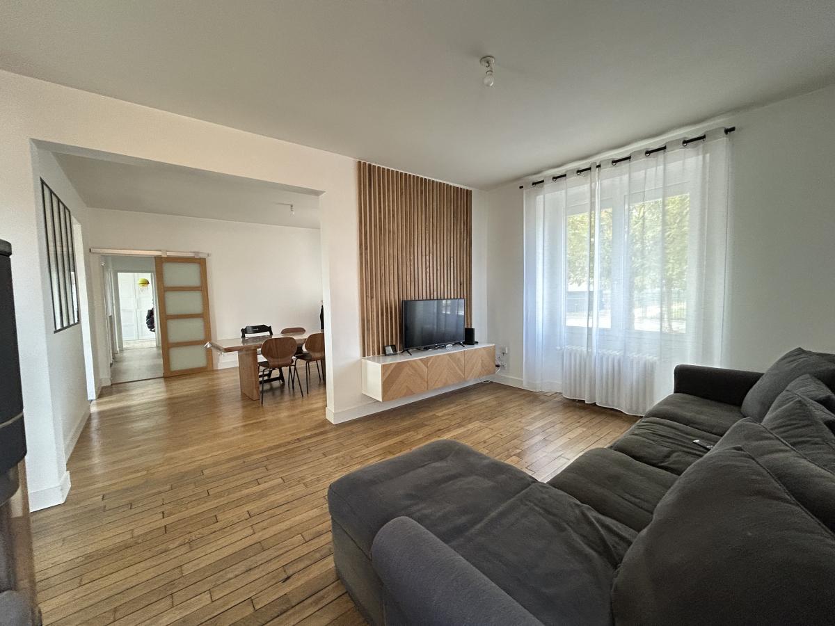 Maison 4 pièces 94 m² · à Laval · 94 m² · 240 000 €