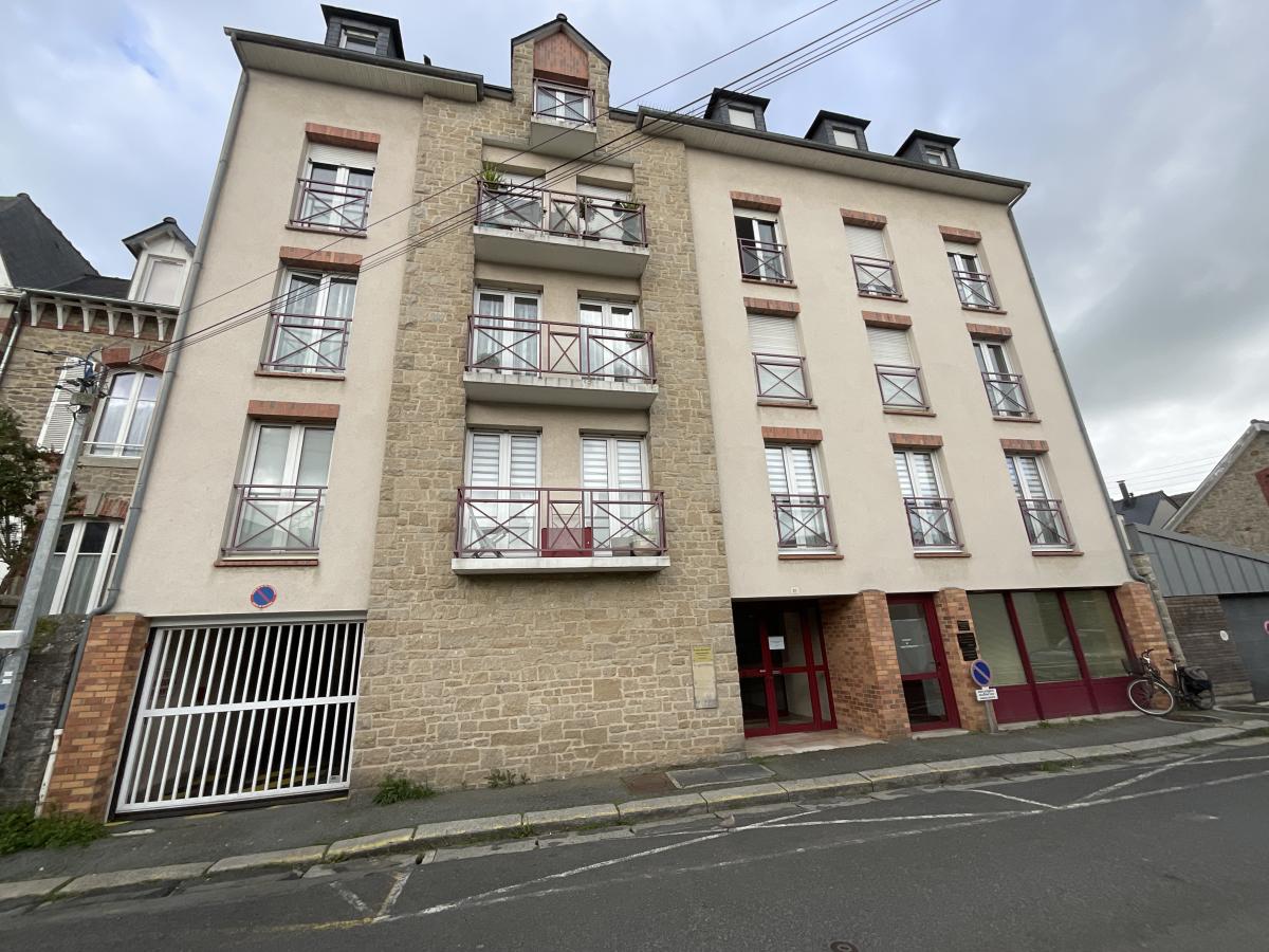 Appartement 6 pièces 92 m² · à Dinan · 92,1 m² · 196 000 €