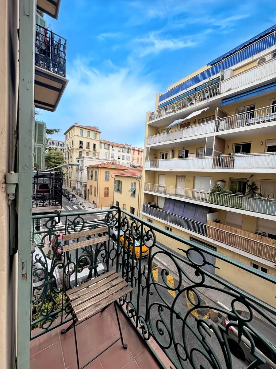 Appartement 2 pièces 45 m² · à Nice · 45,3 m² · 907 €/mois