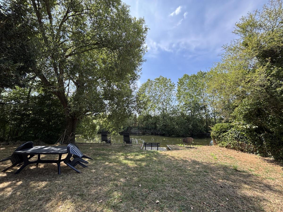 Terrain 1145 m² · à Saint-Marceau · 58 780 €