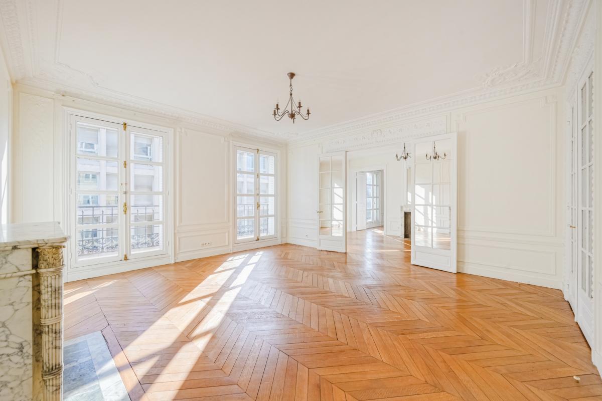 Appartement 6 pièces 200 m² · à Paris 17e Arrondissement · 200,5 m² · 2 524 000 €