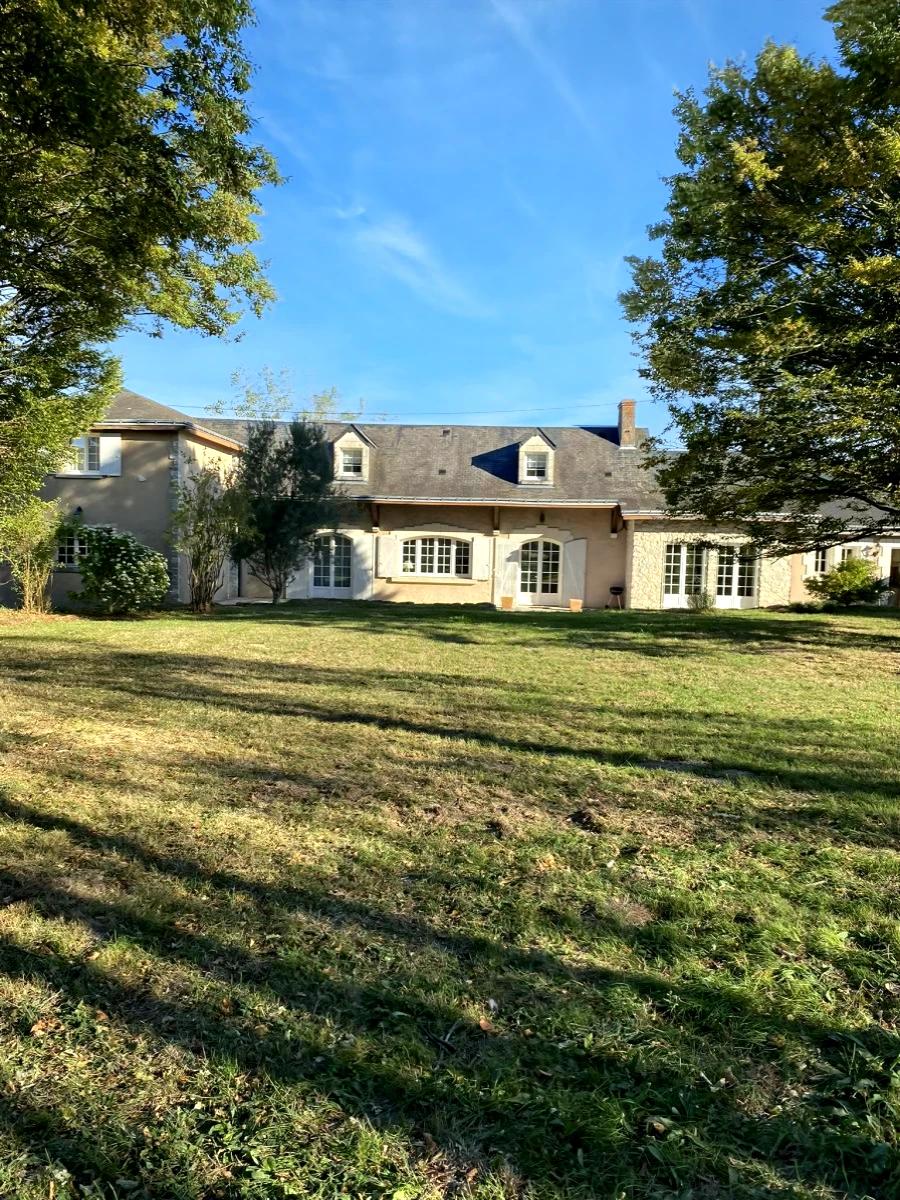 Maison 266 m² · à Beaumont-Louestault · 266 m² · 518 000 €