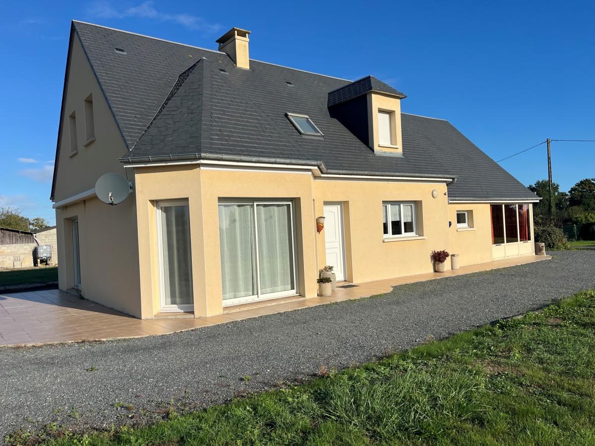 Maison 155 m² · à Saint-André-de-Bohon · 155 m² · 265 000 €