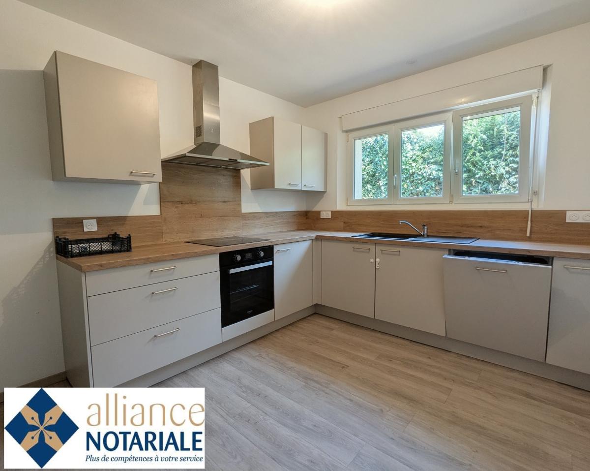Maison 4 pièces 84 m² · à Vire · 84 m² · 945 €/mois