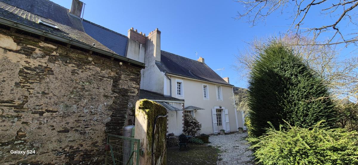 Maison 9 pièces 259 m² · à Candé · 259,3 m² · 280 800 €