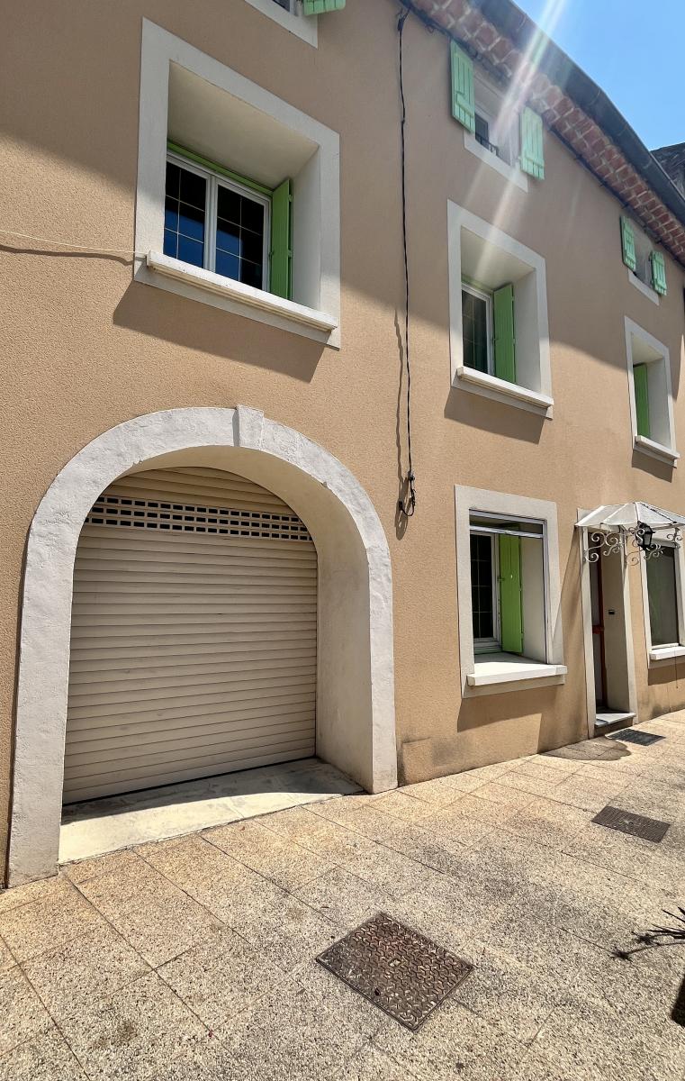 Maison 6 pièces 174 m² · à Saint-Just-d'Ardèche · 174 m² · 179 000 €