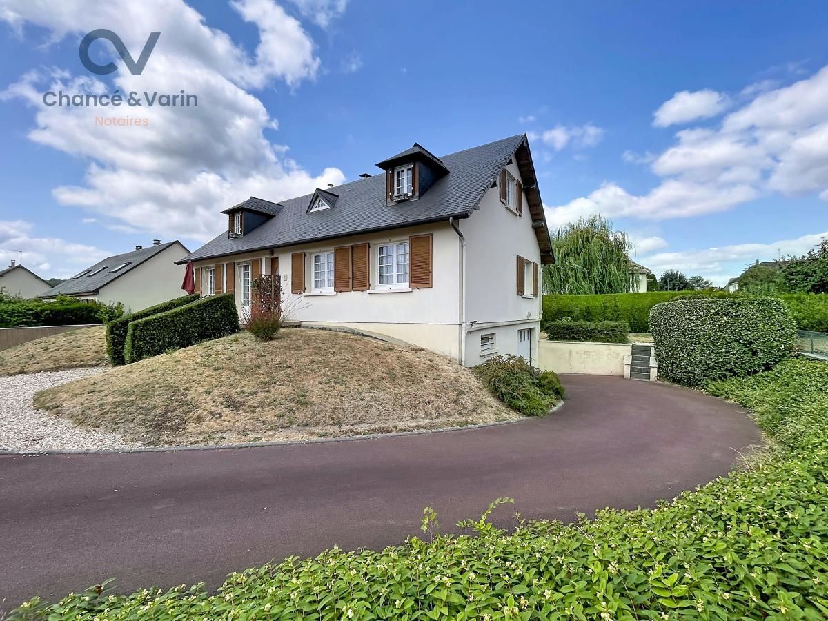 Maison 7 pièces 128 m² · à Ouilly-le-Vicomte · 128 m² · 257 250 €