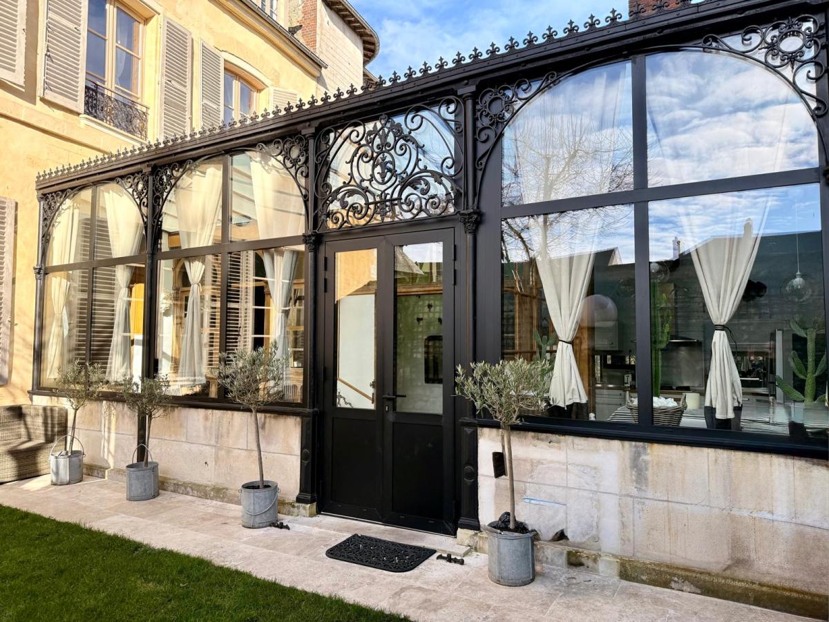 Maison 8 pièces 246 m² · à Senlis · 246 m² · 988 000 €