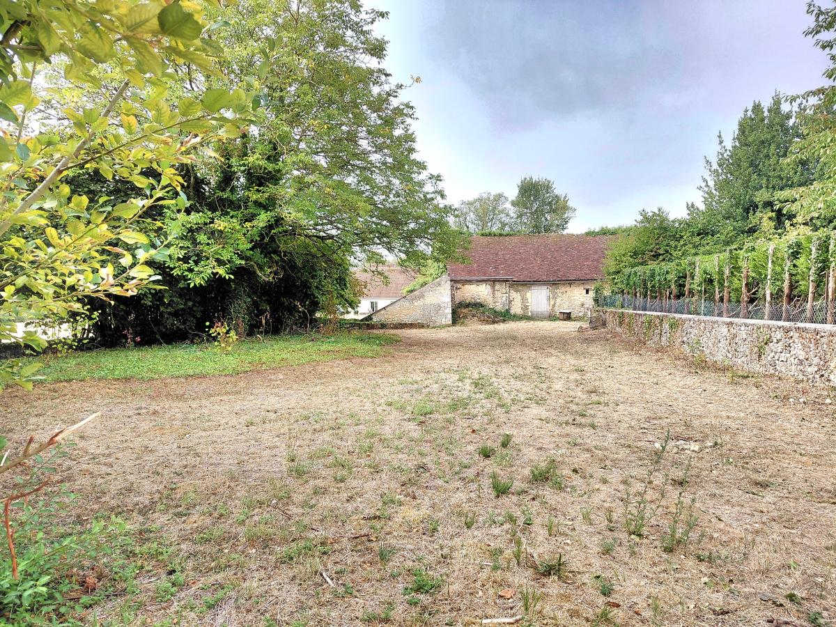 Parking 125 m² · à Bellême · 125 m² · 75 250 €