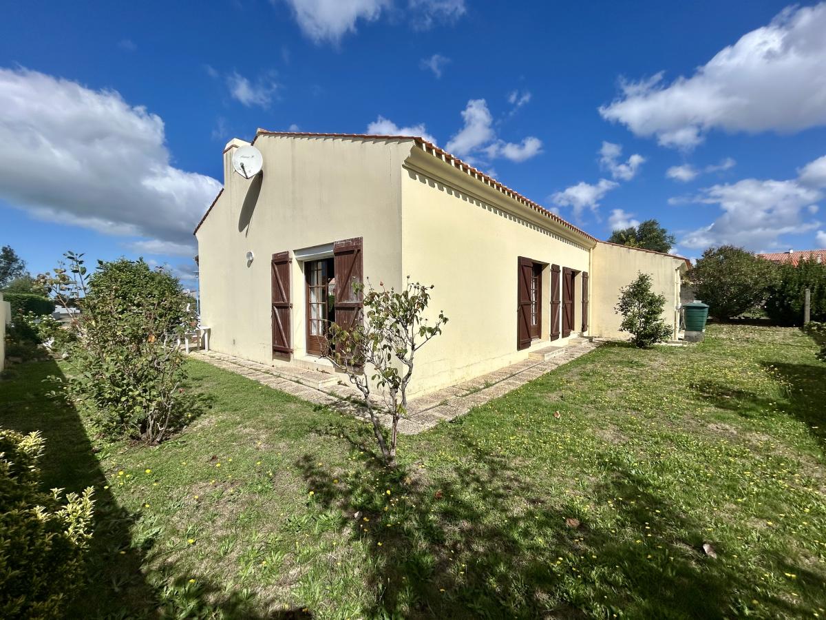 Maison 3 pièces 77 m² · à Le Fenouiller · 77 m² · 262 600 €