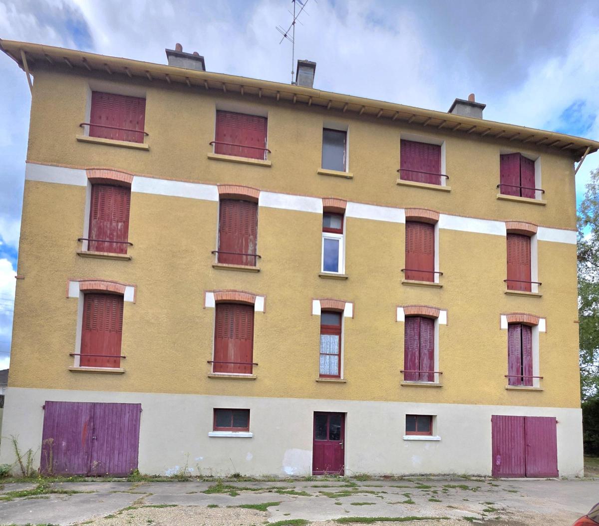 Immeuble 3 pièces 356 m² · à Vierzon · 356 m² · 248 994 €