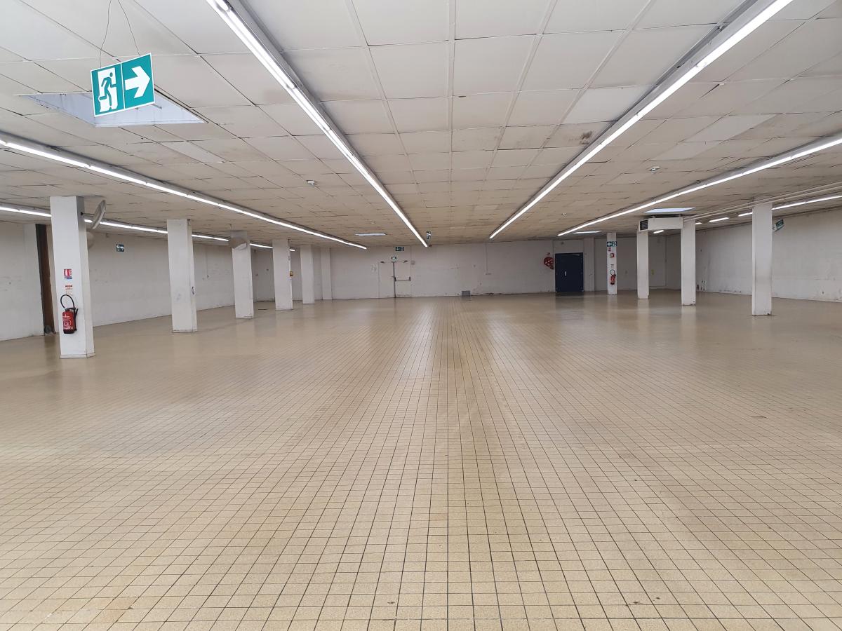 Immeuble 1772 m² · à Comines · 1 772 m² · 983 000 €