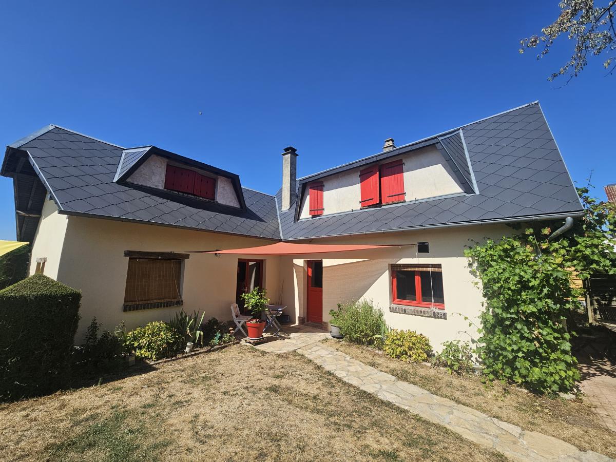 Maison 5 pièces 106 m² · à Caugé · 106,4 m² · 219 000 €