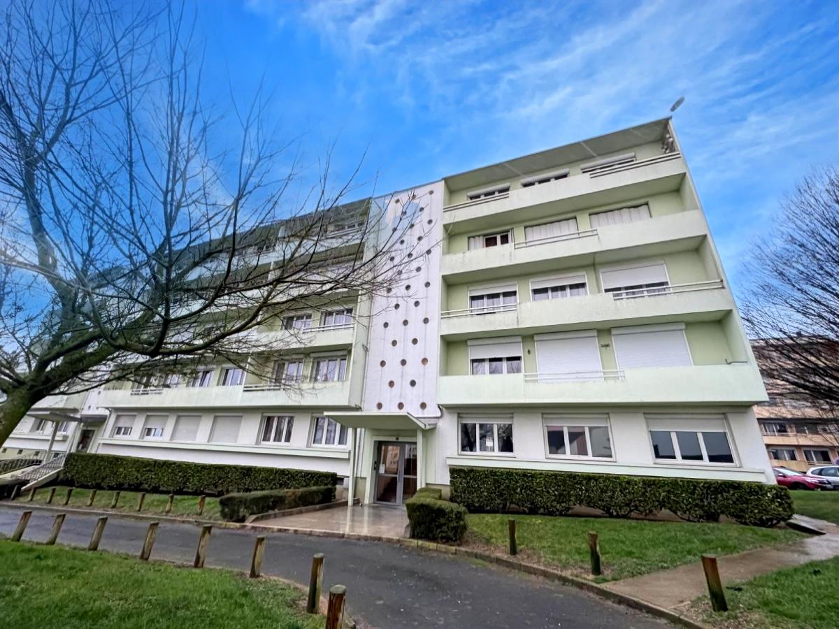 Appartement 3 pièces 66 m² · à Saint-Quentin · 65,7 m² · 55 700 €