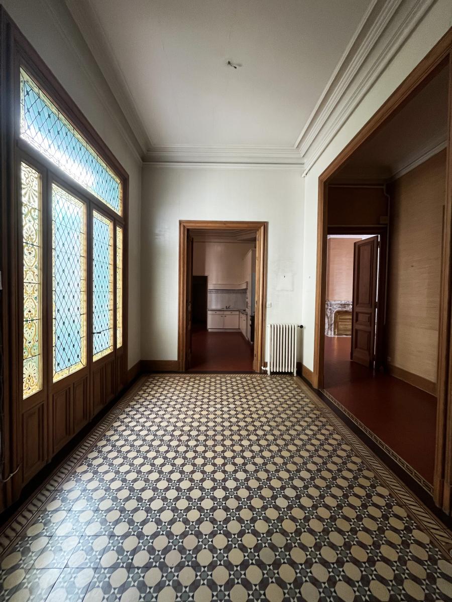 Appartement 4 pièces 168 m² · à Narbonne · 167,7 m² · 220 500 €