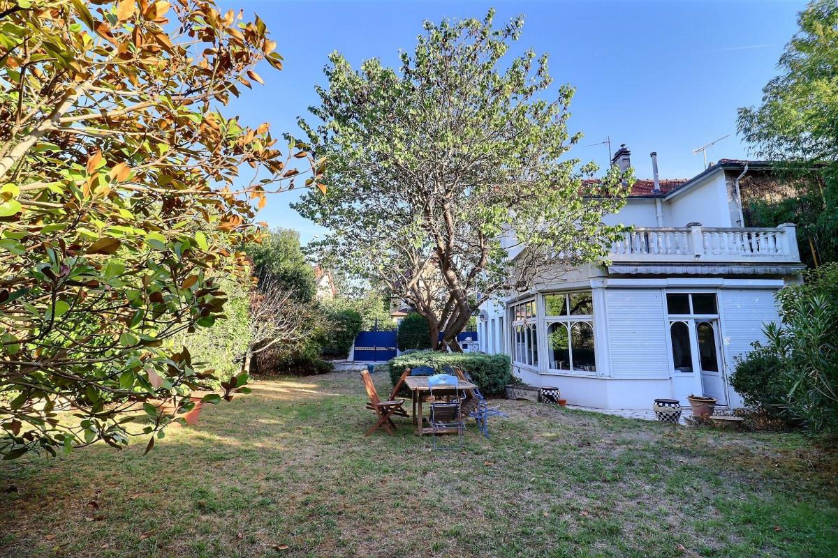 Maison 5 pièces 141 m² · à Saint-Maur-des-Fossés · 141,3 m² · 1 133 000 €