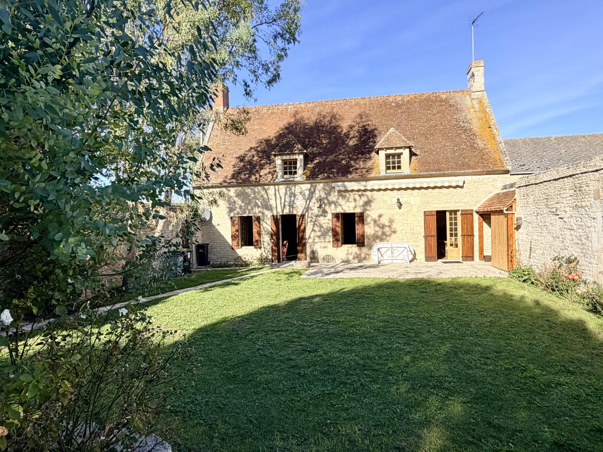 Maison 5 pièces 134 m² · à Creully sur Seulles · 134 m² · 416 000 €