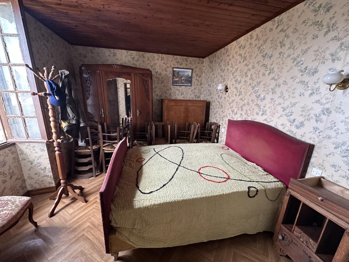 Maison 143 m² · à Douelle · 143 m² · 150 000 €