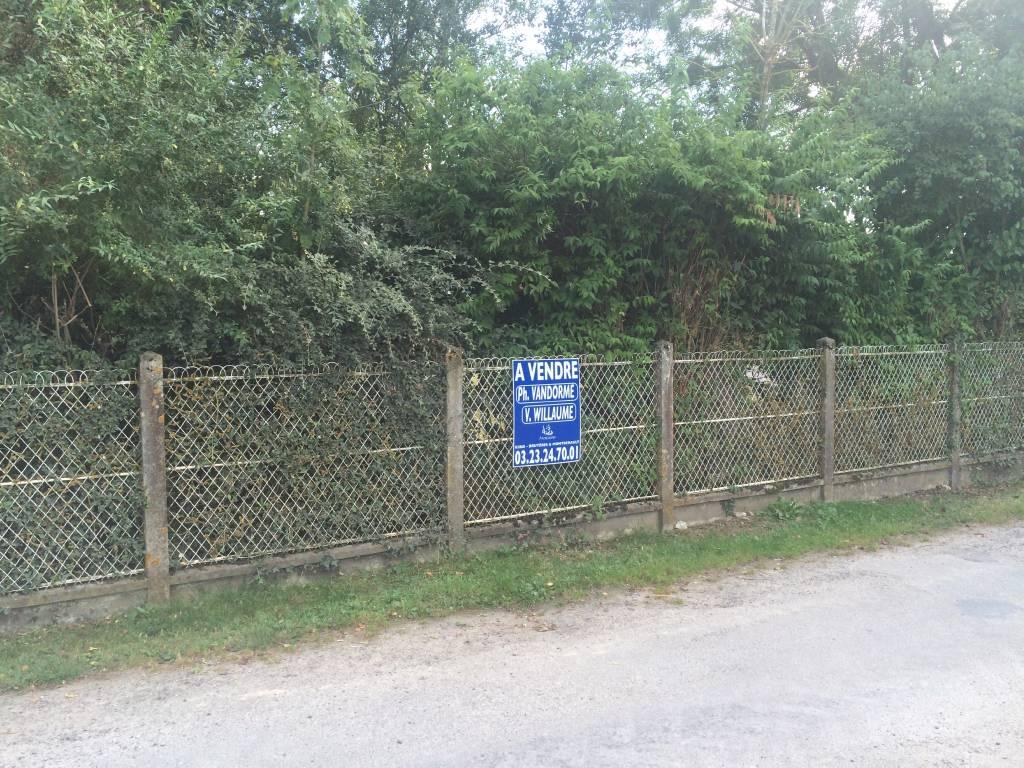 Terrain 1328 m² · à Gizy · 34 800 €