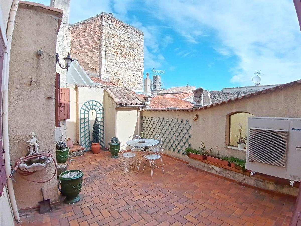 Immeuble 590 m² · à Montélimar · 590 m² · 283 000 €