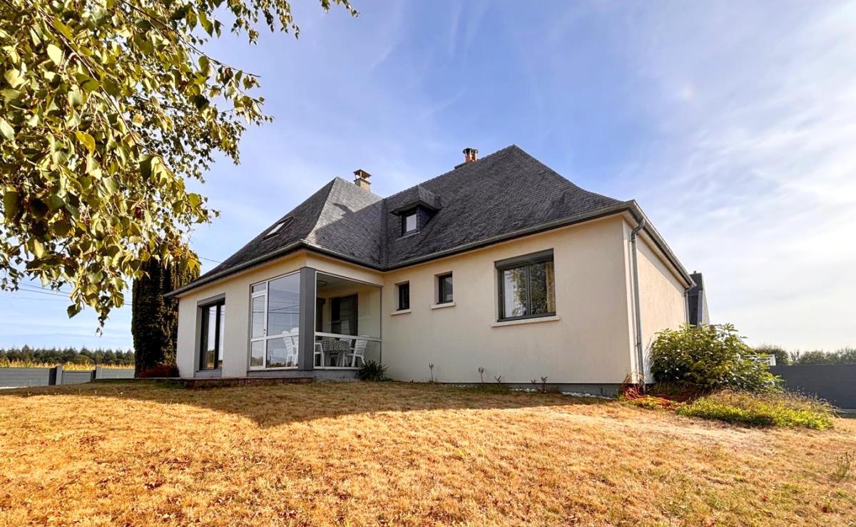 Maison 6 pièces 145 m² · à Montauban-de-Bretagne · 145 m² · 308 452 €