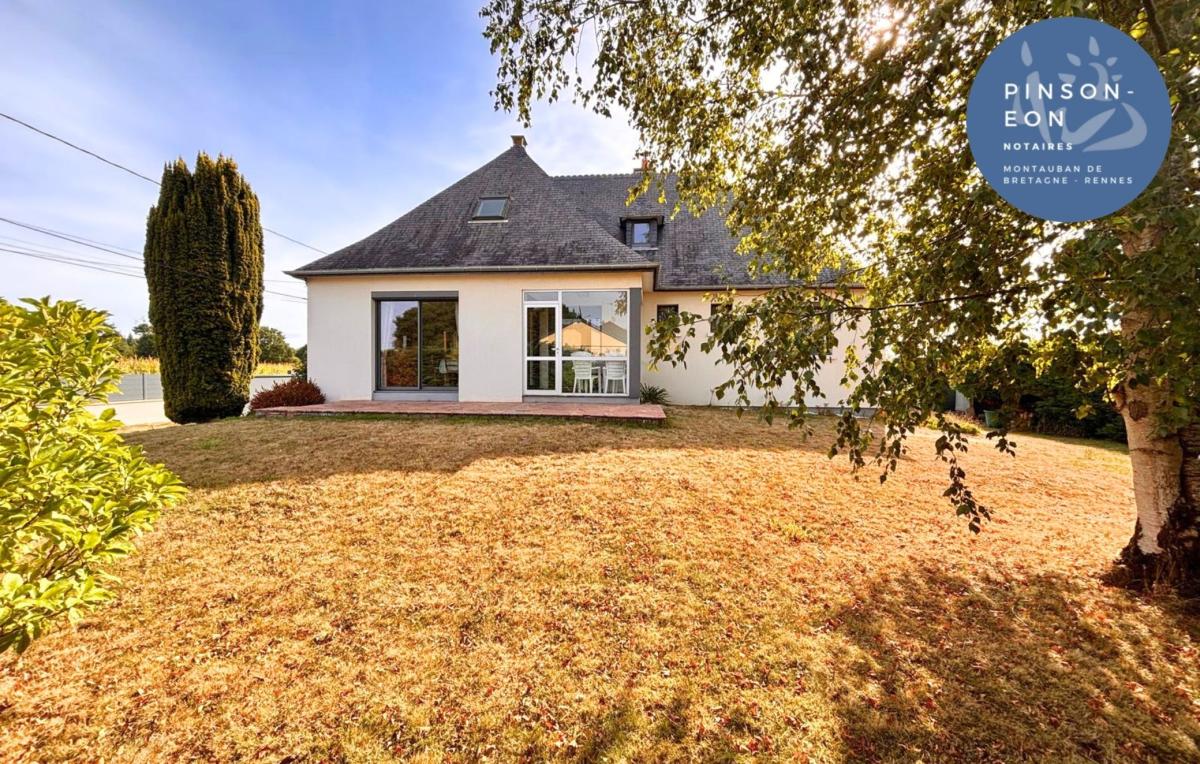 Maison 6 pièces 145 m² · à Montauban-de-Bretagne · 145 m² · 334 592 €