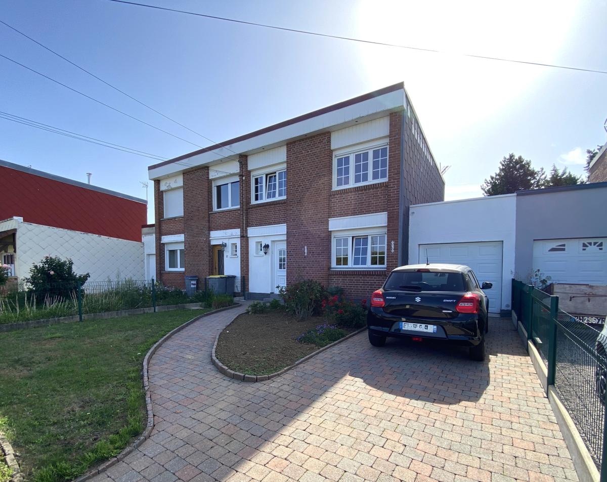 Maison 4 pièces 90 m² · à Cantin · 90 m² · 169 000 €