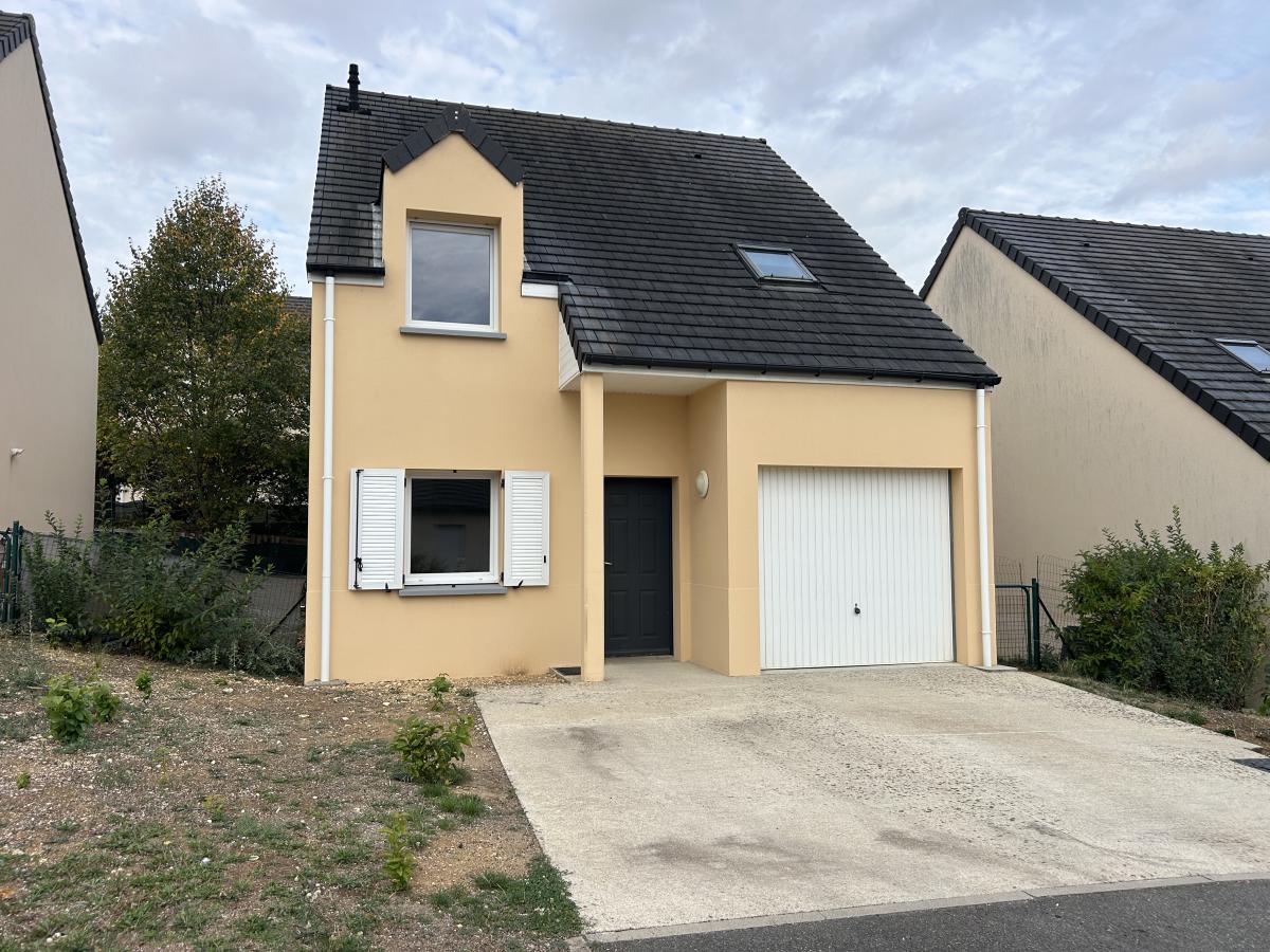 Maison 4 pièces 90 m² · à Bourges · 89,8 m² · 168 000 €