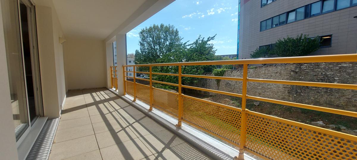 Appartement 5 pièces 87 m² · à Besançon · 87,3 m² · 210 000 €