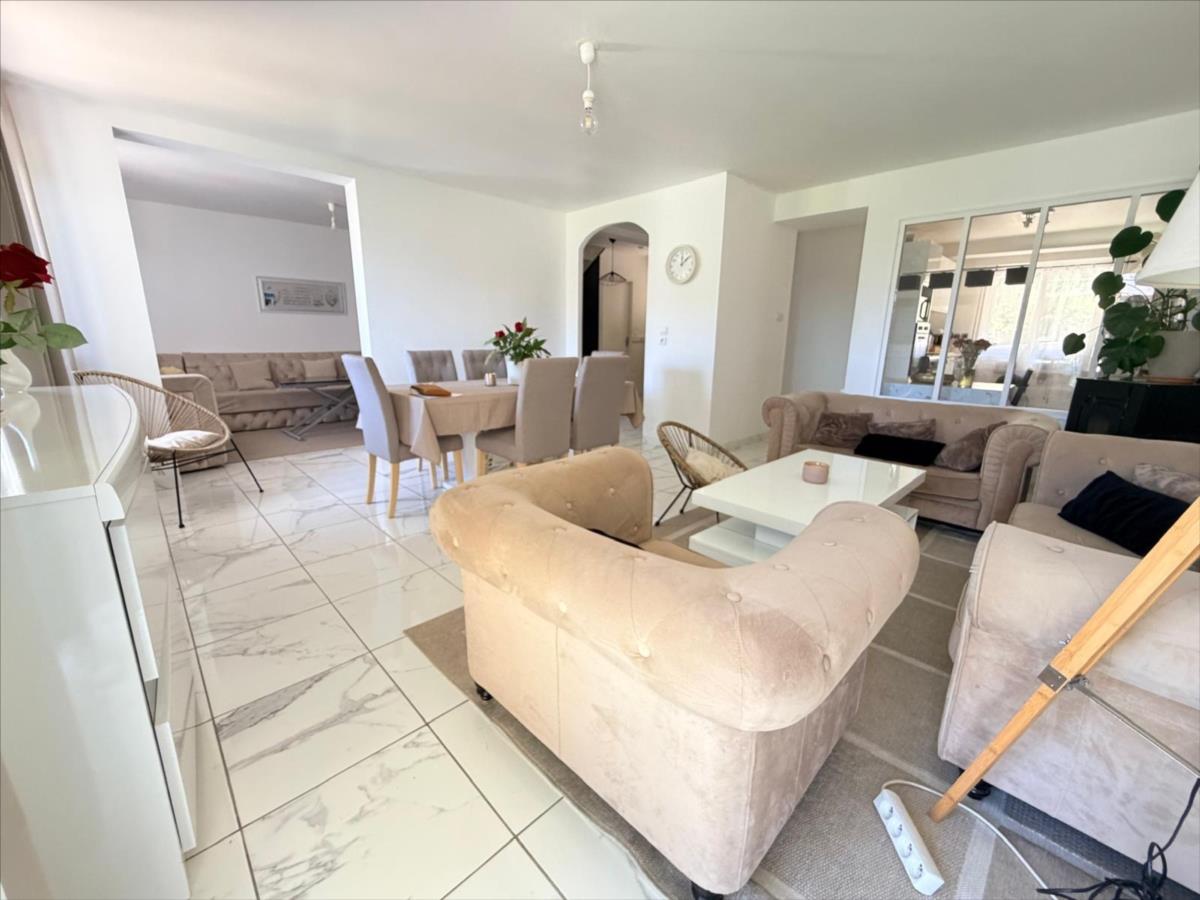 Maison 6 pièces 132 m² · à Amfreville-la-Mi-Voie · 132 m² · 225 000 €