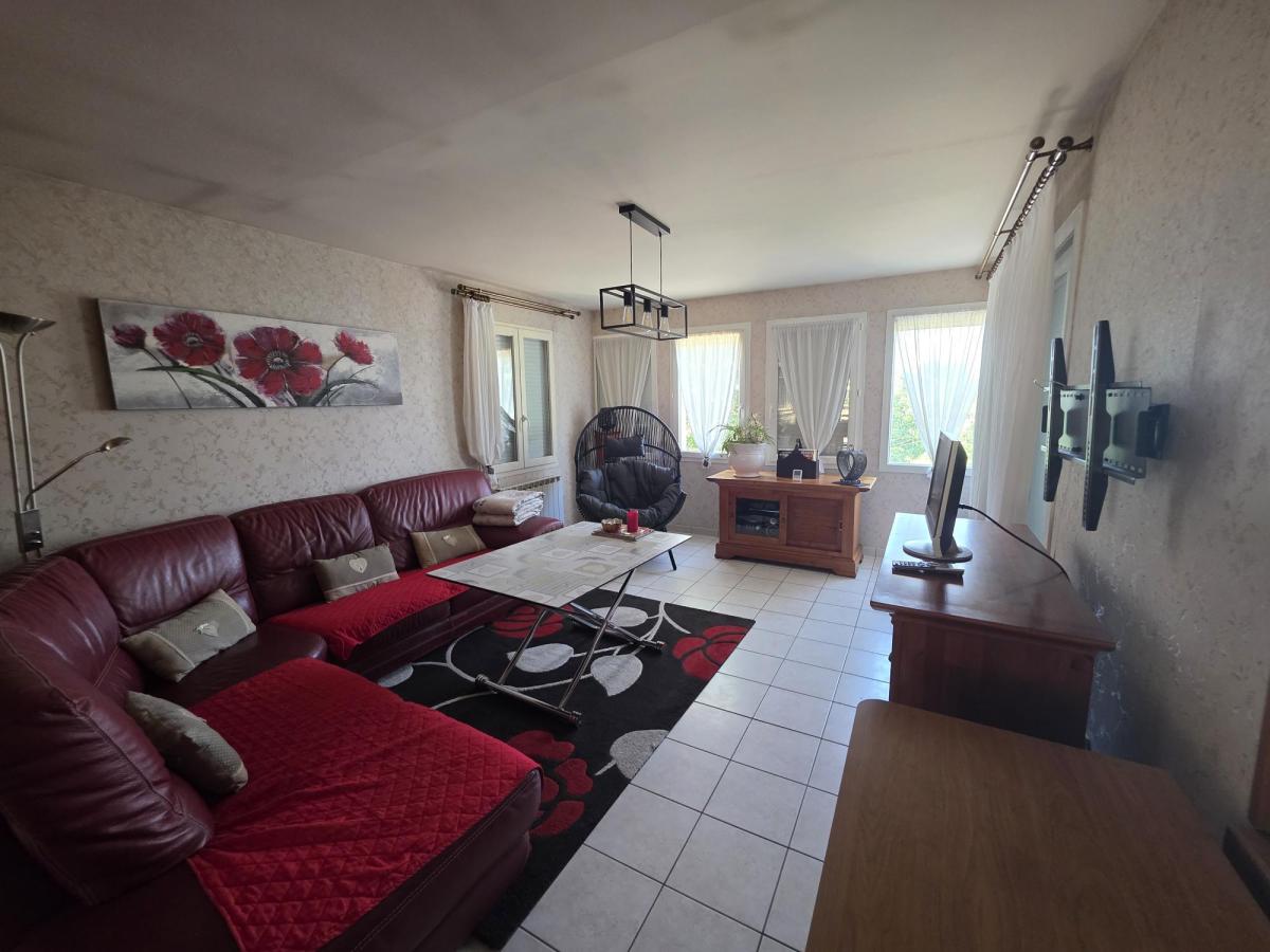 Maison 6 pièces 118 m² · à Saint-Georges-sur-la-Prée · 118 m² · 203 680 €