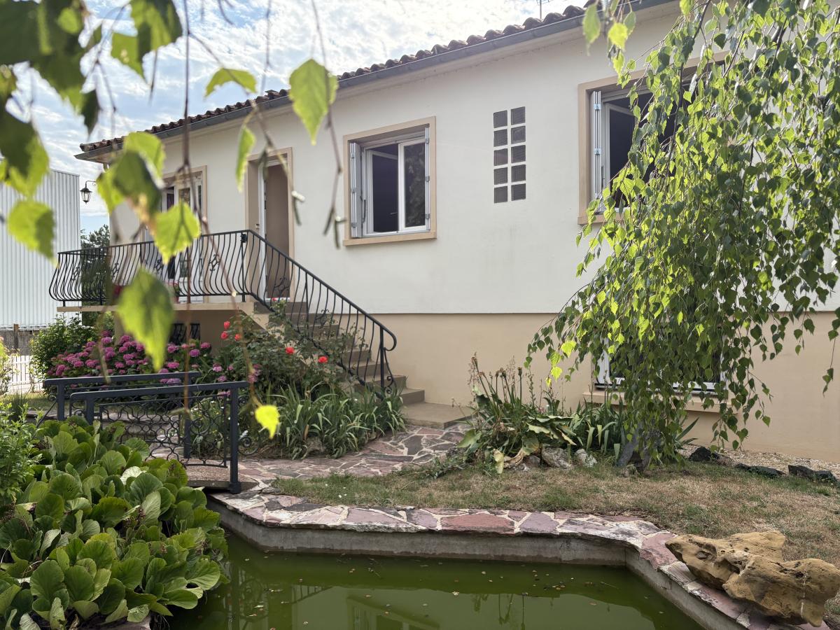 Maison 4 pièces 87 m² · à Fontenay-le-Comte · 87 m² · 189 700 €