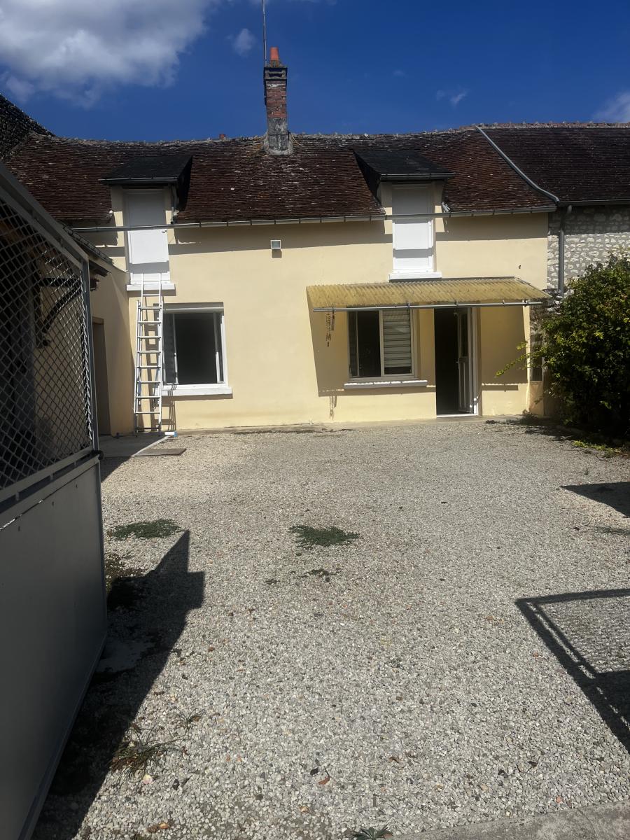 Maison 4 pièces 79 m² · à Theneuil · 78,9 m² · 84 800 €