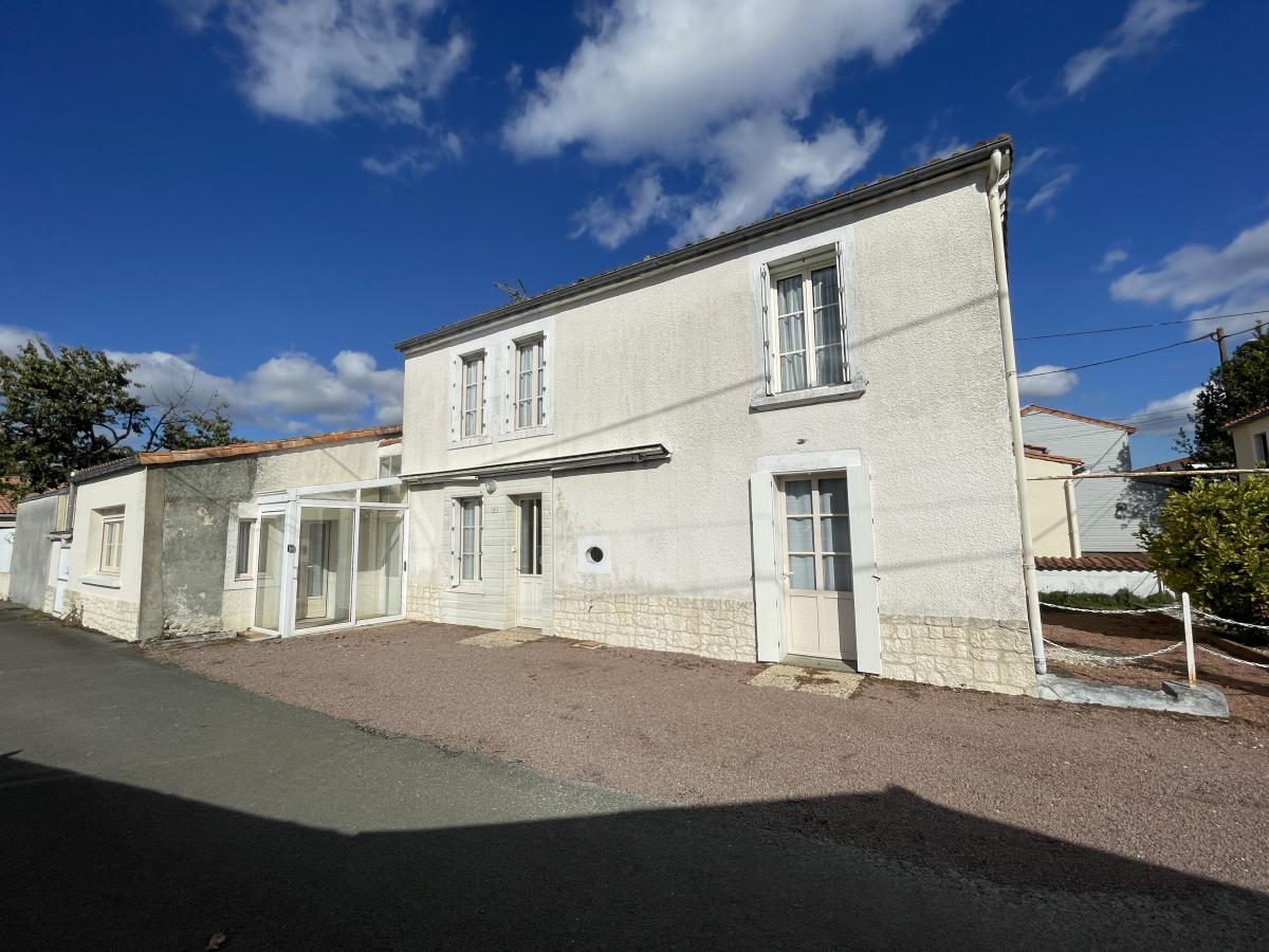 Maison 105 m² · à Chantonnay · 105 m² · 127 200 €