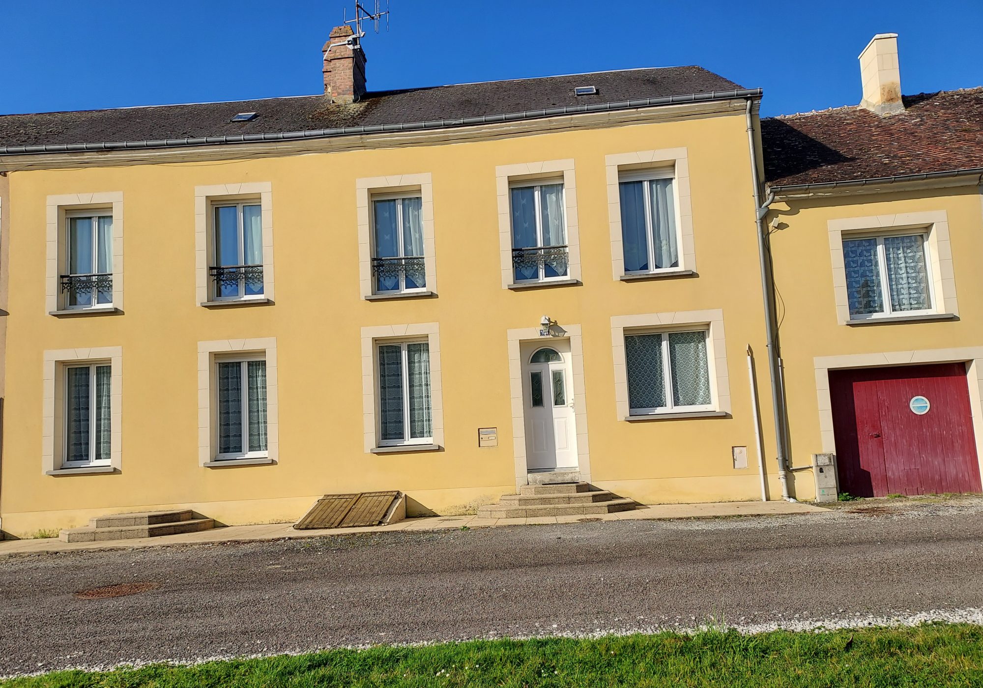 Maison 5 pièces 138 m² · à Mauves-sur-Huisne · 137,5 m² · 172 000 €