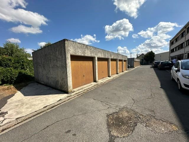 Parking 13 m² · à Brunoy · 12,5 m² · 15 080 €